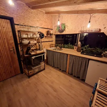 U Vlka Chalet Lnare